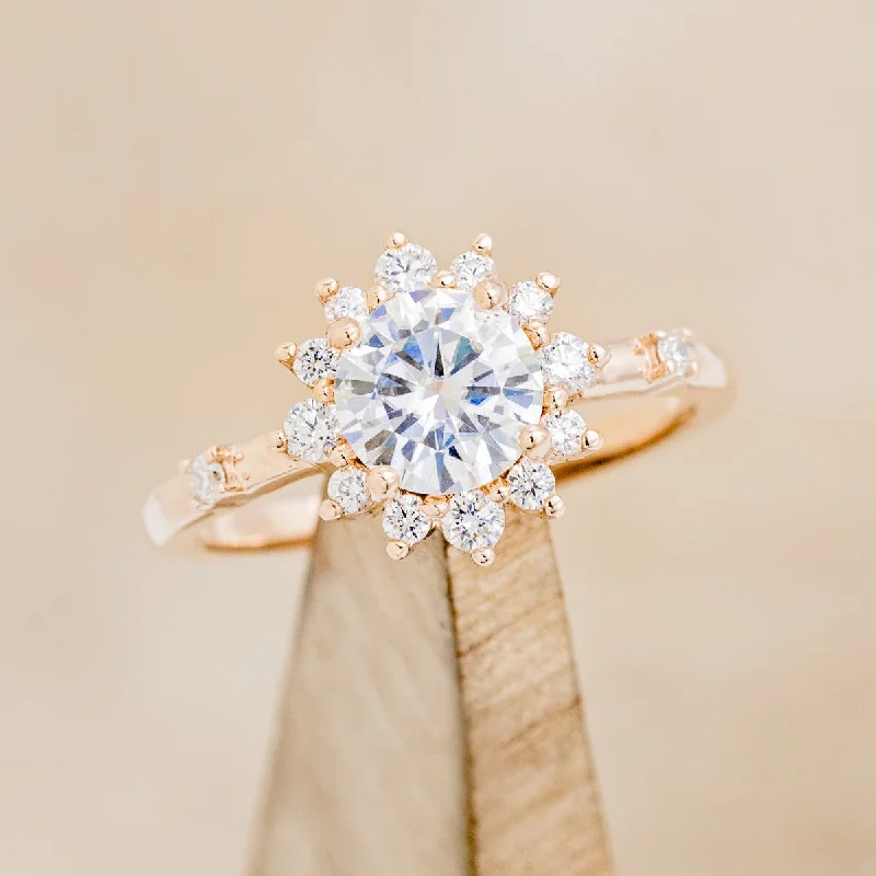 "STARLET" - ROUND CUT DIAMOND ENGAGEMENT RING WITH STARBURST DIAMOND HALO