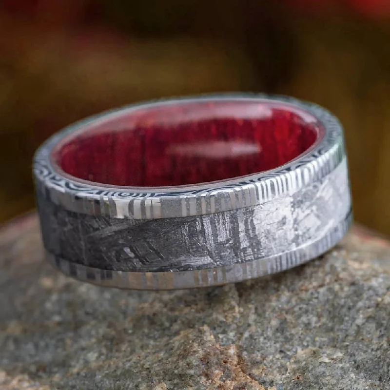 Meteorite Ring With Damascus Edges and Wood Inside