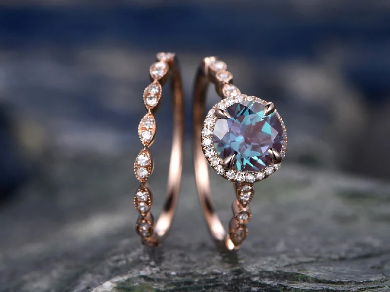 Unique round alexandrite engagement ring set art deco vintage halo milgrain diamond ring for women 14k rose gold anniversary bridal ring set