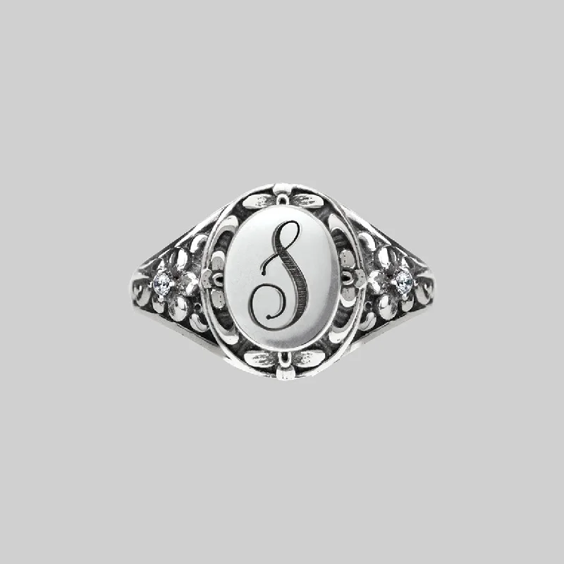 DARK GARDEN. Ornate Initial Ring (N - Z)