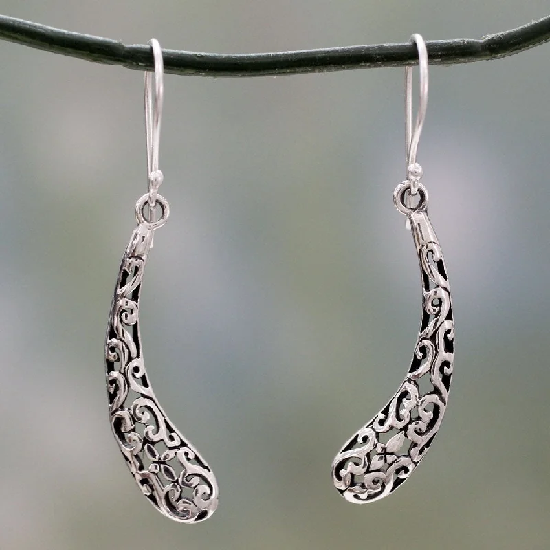 Handmade Sterling Silver 'Jali Leaf' Earrings (India)