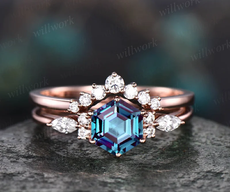 Color change Alexandrite ring set for women hexagon Alexandrite engagement ring set vintage art deco rose gold moissanite wedding ring set