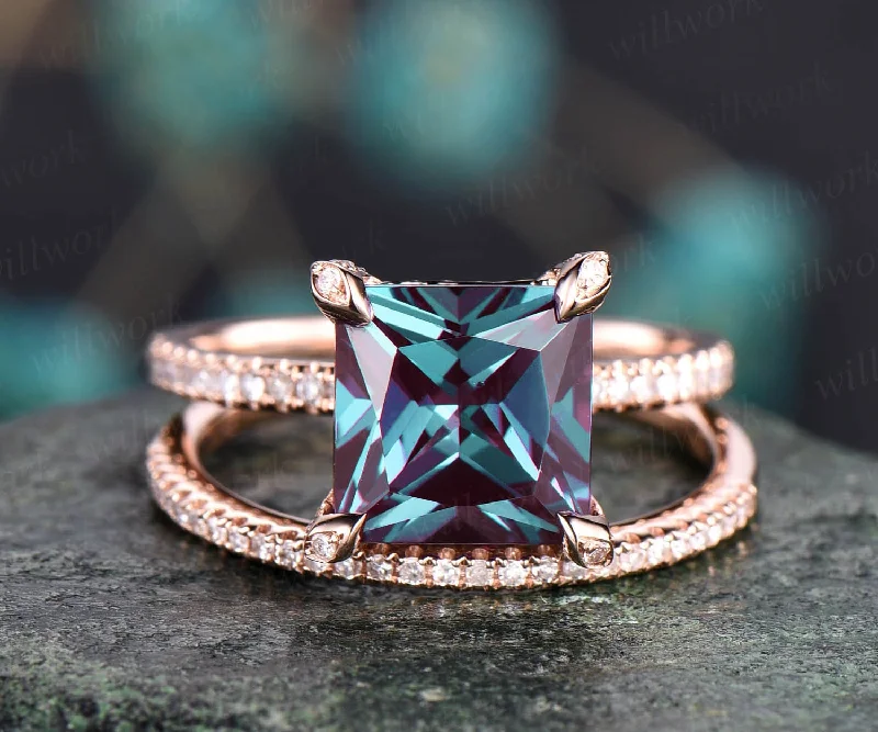 Princess cut ring pyramid diamond bridal set rose gold ring 2pcs Alexandrite engagement ring set unique vintage ring custom jewelry gift