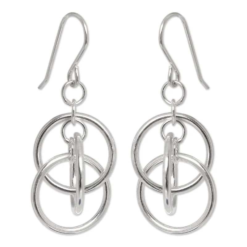 Handmade Sterling Silver 'Circle Game' Earrings (Thailand)