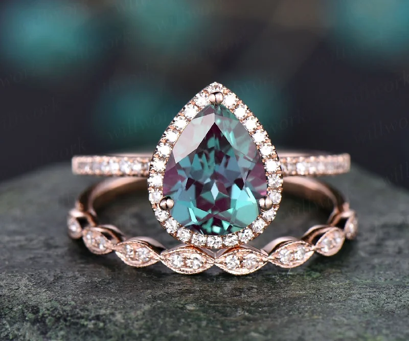 7x9mm pear Alexandrite wedding set vintage Alexandrite engagement ring set rose gold diamond halo ring women color change stone ring jewelry