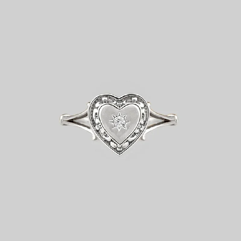 MY DARLING. Heart & Cubic Zirconia Ring - Silver