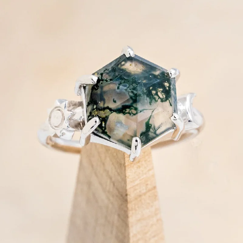 "SOLLÚA" - HEXAGON MOSS AGATE ENGAGEMENT RING WITH SUN & CRESCENT MOON ACCENTS