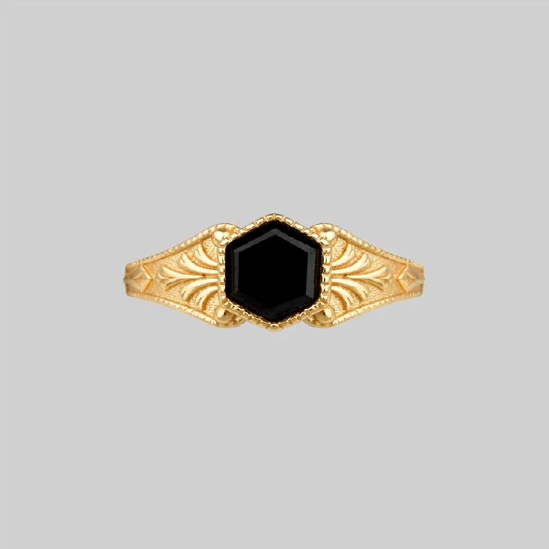 RELIC. Onyx Hexagon Ring - Gold