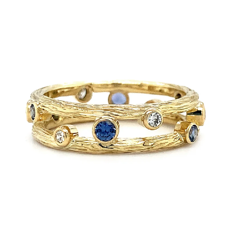 Yogo Sapphire and Diamond Yellow Gold Ring - "Pebble"