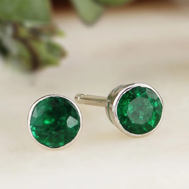 Auriya 14k Gold 1ctw Bezel-set Emerald Gemstone Stud Earrings